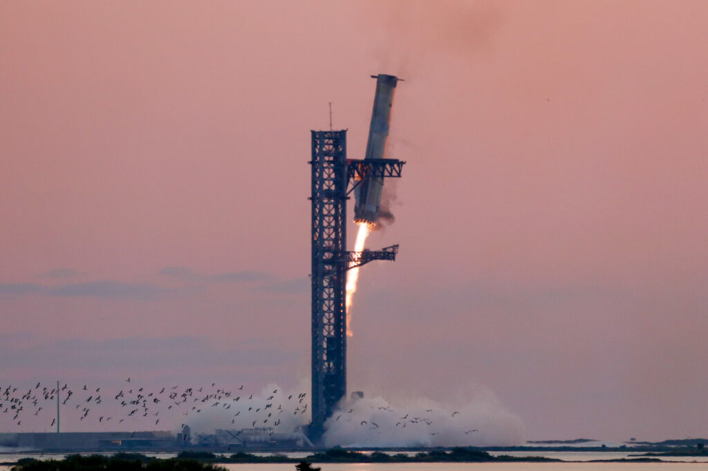 SpaceX’s Astonishing Mid-Air Catch of Super Heavy Booster